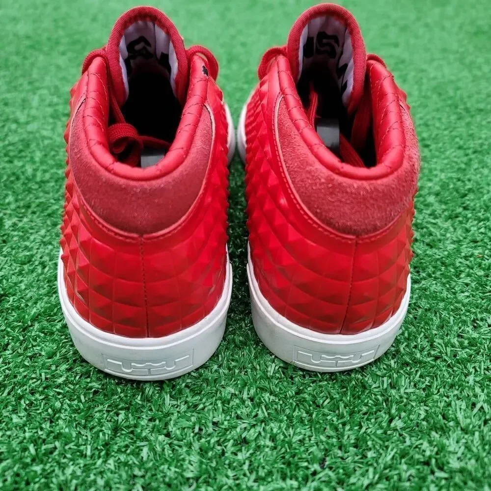 Nike LeBron 13 Lifestyle - Men's Running Shoes SIZE 7.5